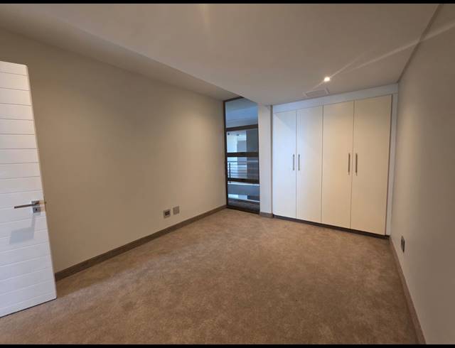 3 BEDROOM APARTMENT FOR SALE IN NEW TOWN CENTRE